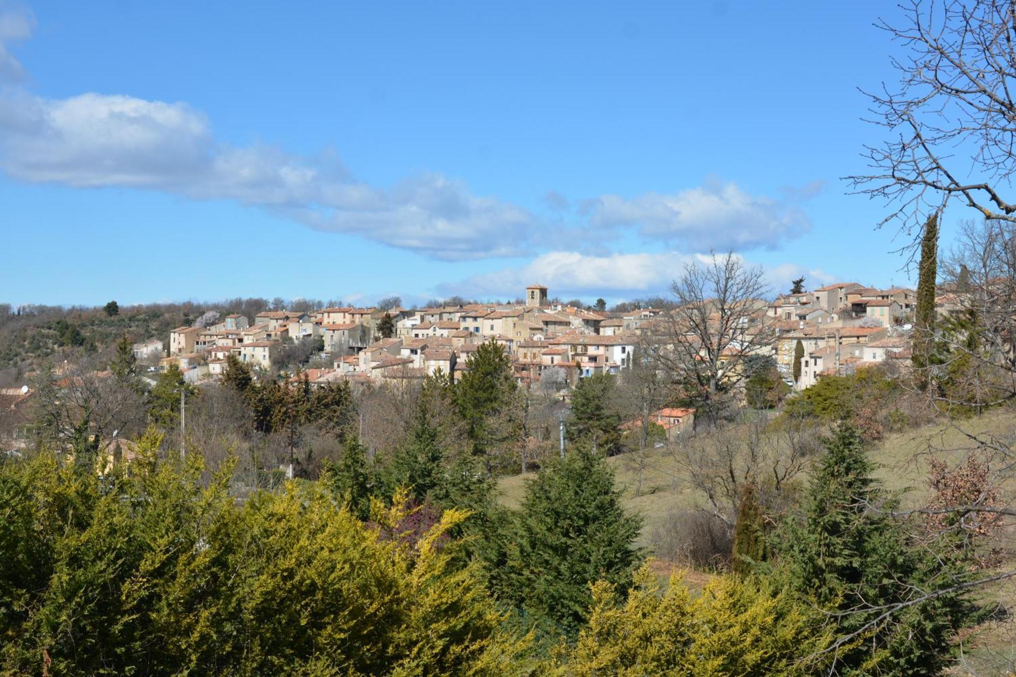 GITE DE LA TRUFFIERE Les Chênes Montagnac (Alpes-de-Haute-Provence) Exterior foto
